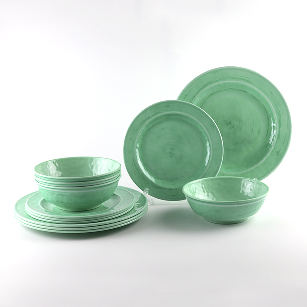 Outdoor Dinnerware Set
