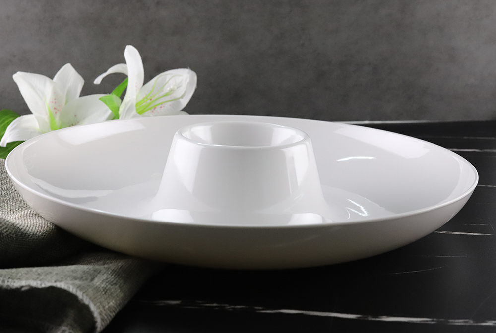 chip and dip bowl