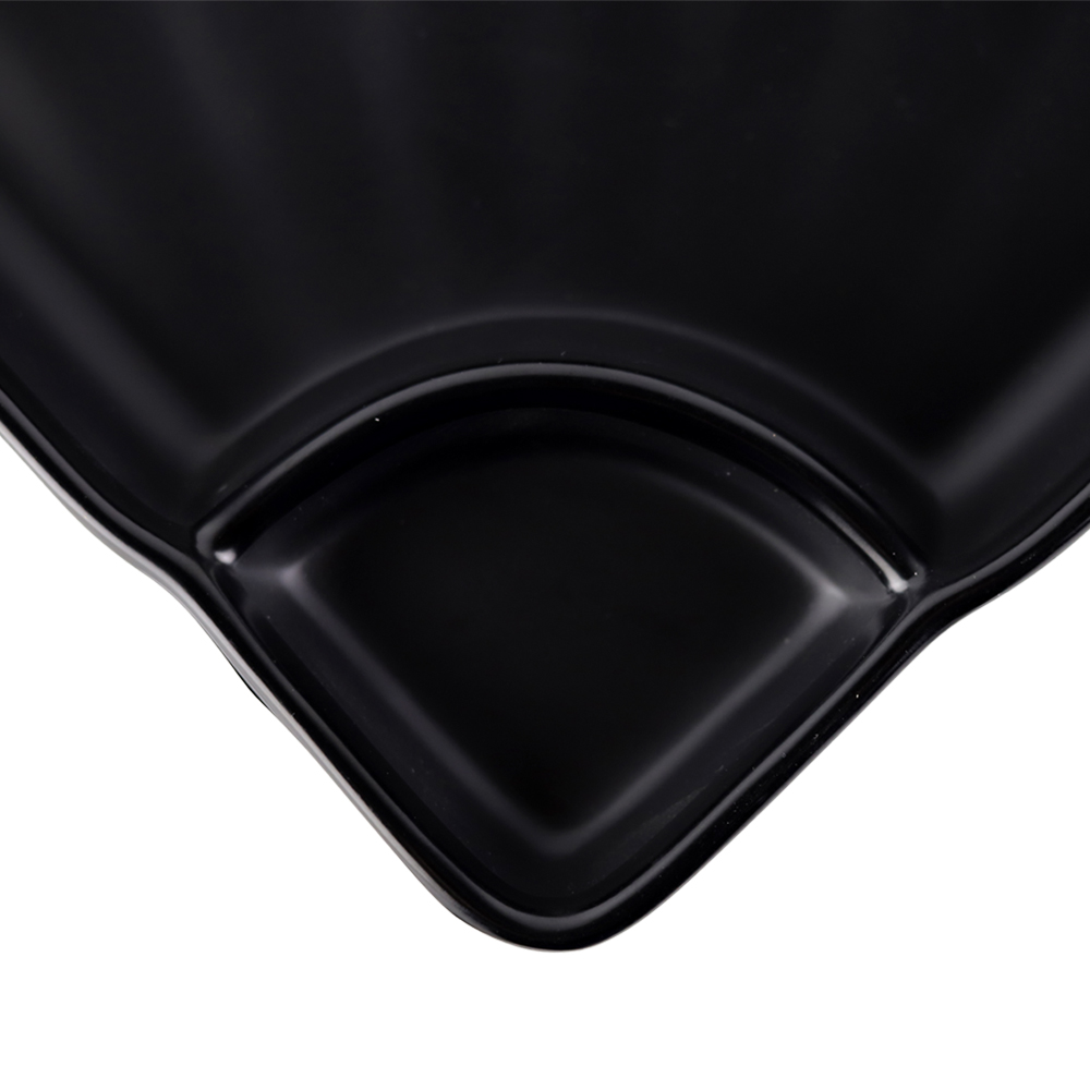 black melamine plates