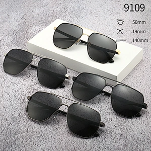 Retro Sunglasses for Adults UV400 Protection Polarized Lenses