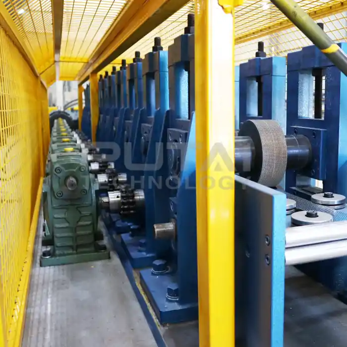 roller of the machine