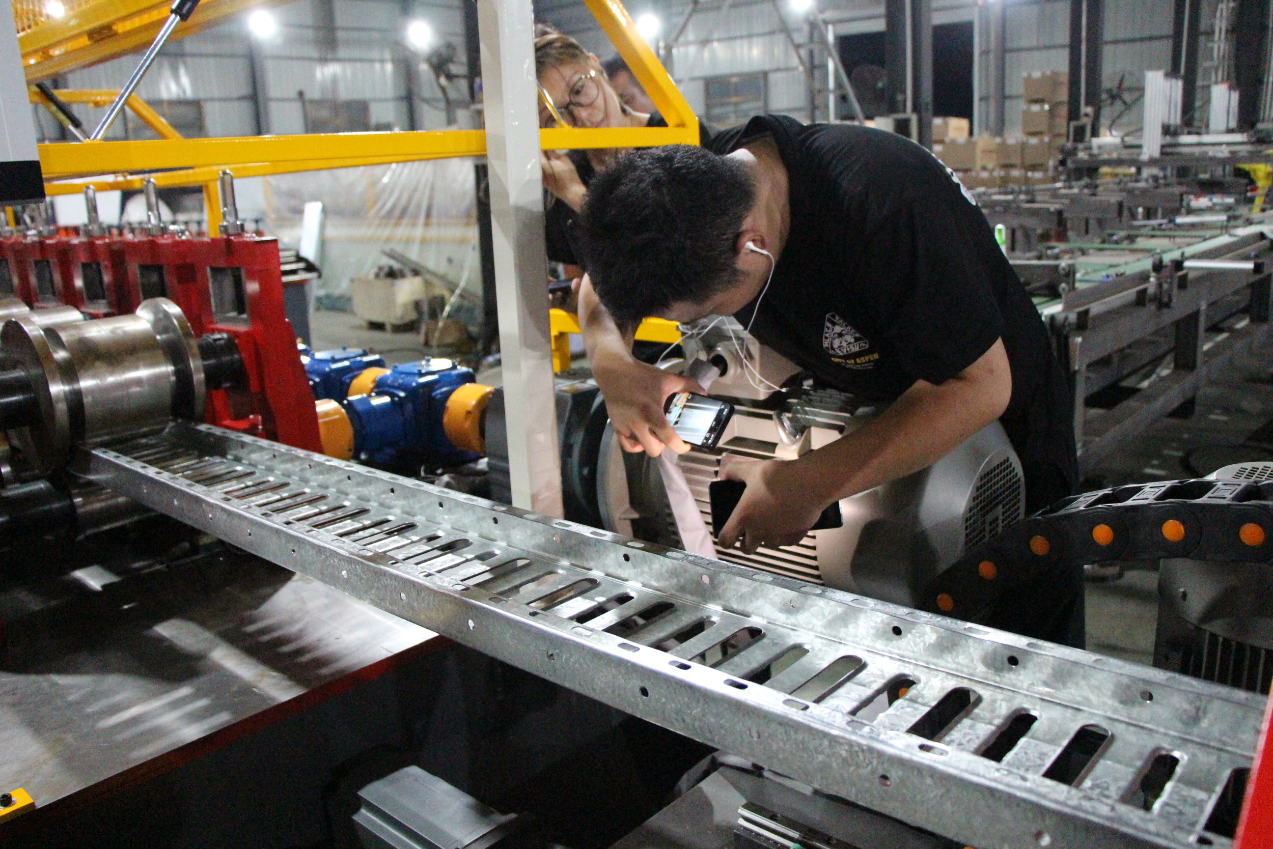 Brazil customers successfully accepted the fully automatic stair tread ...