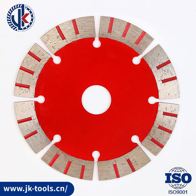 Segmented Saw Blade with Protection Teeth