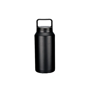 Large capacity insulated water bottle