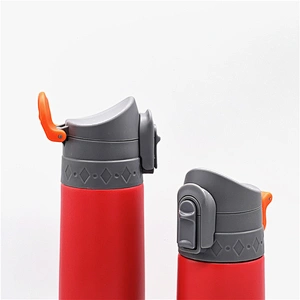Double wall vacuum travel thermos
