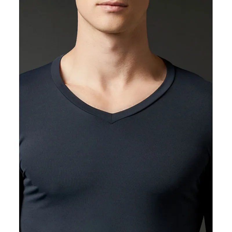 V neck long sleeve bottoming shirt