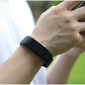 K59 social distancing device nRF52832 contact tracing waterproof watch bracelet beacon