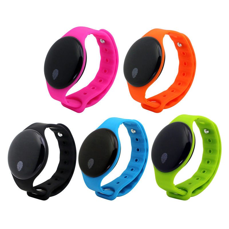 BLE 5.0 social distancing bracelet with contact tracking and body temperature alarm beacon