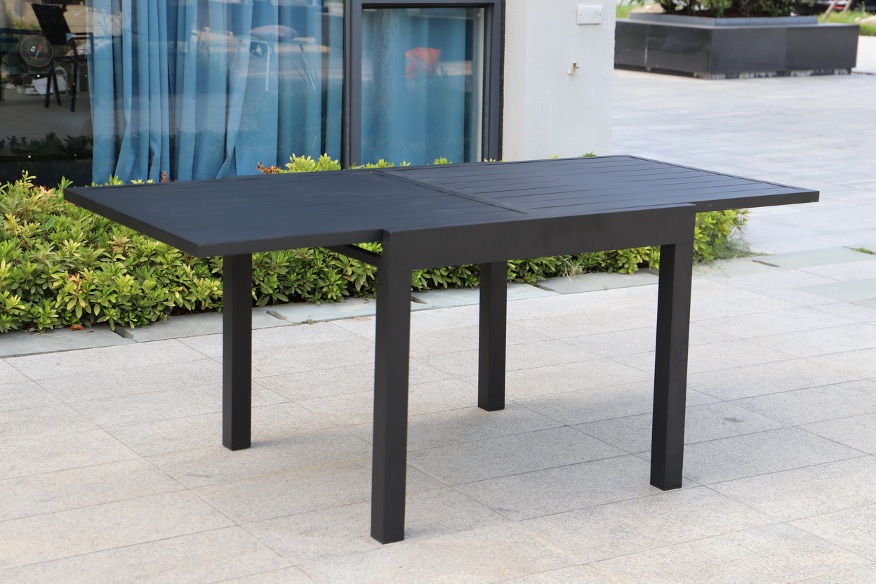 extended outdoor table