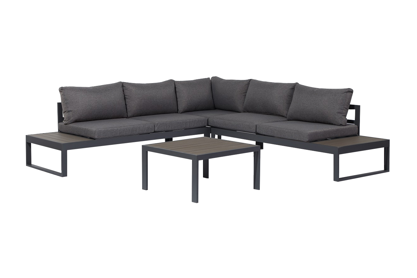outdoor corner lounge