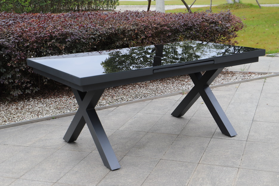 aluminium dining table