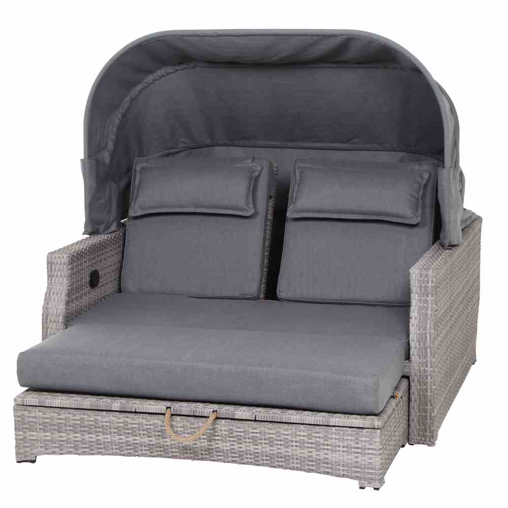 rattan daybed