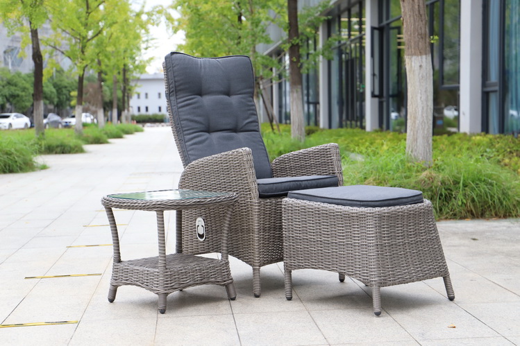 rattan recliner chair