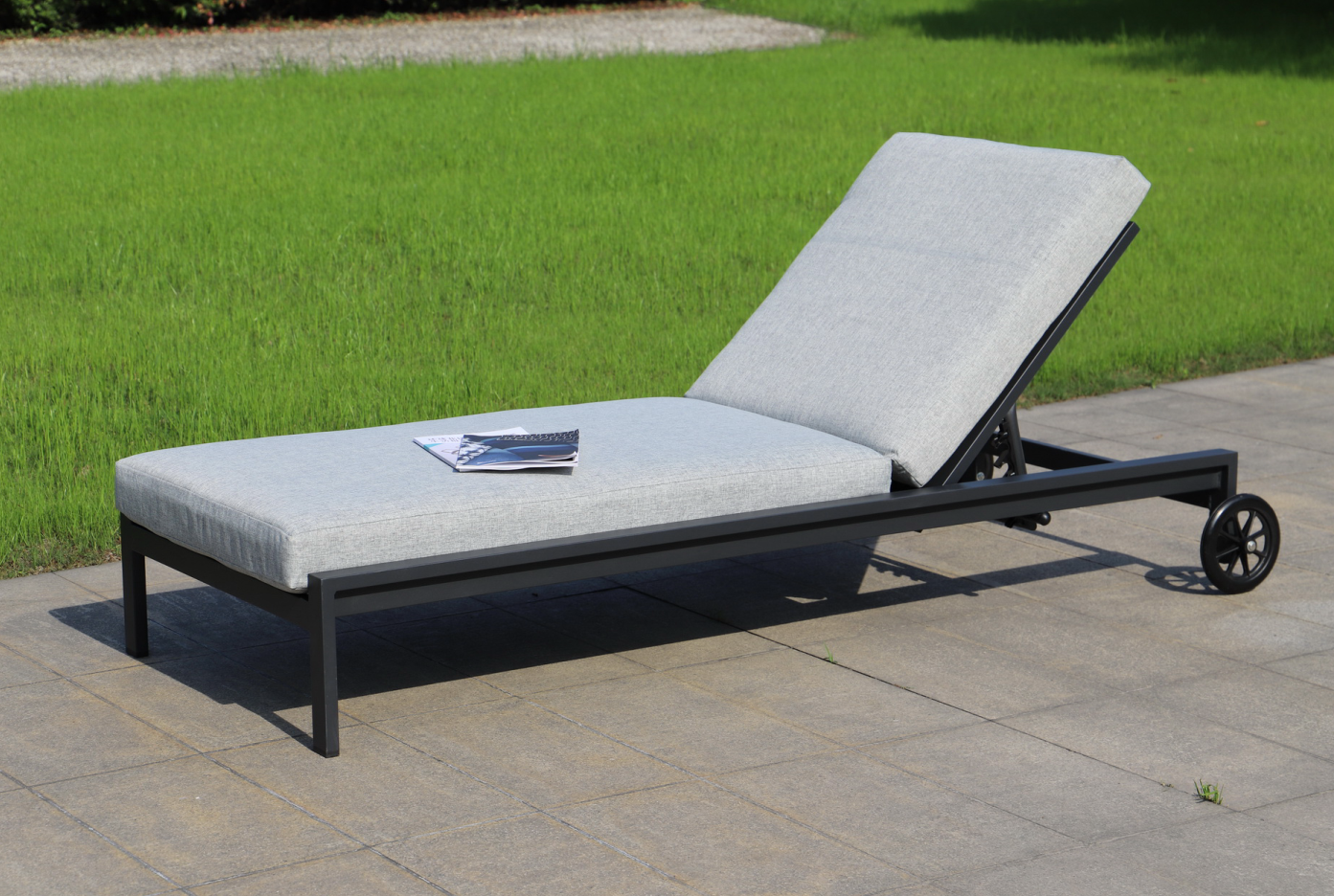 sun lounger