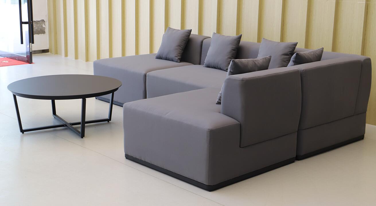 outdoor fabric sofa