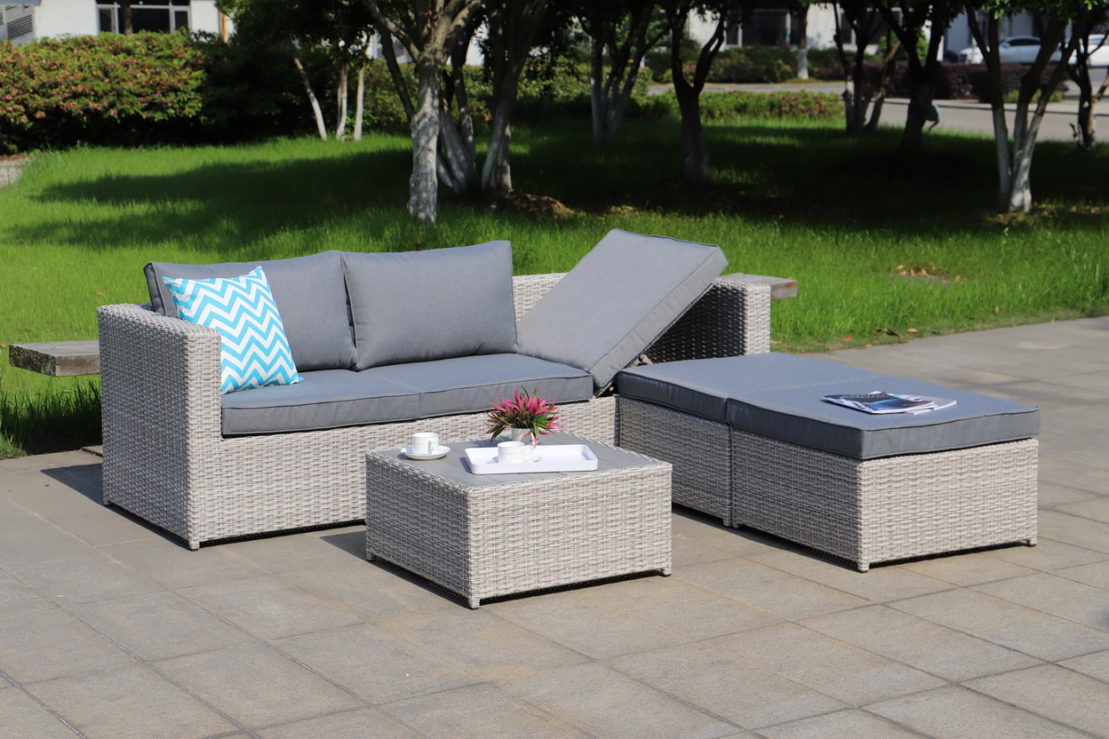wicker sofa set