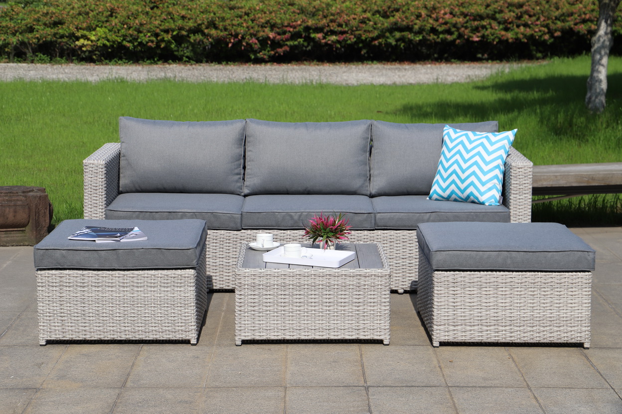 wicker sofa set