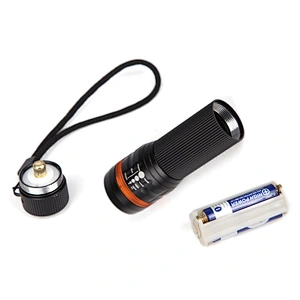 New design comfortable handle outdoor camping super flashlight electric torch