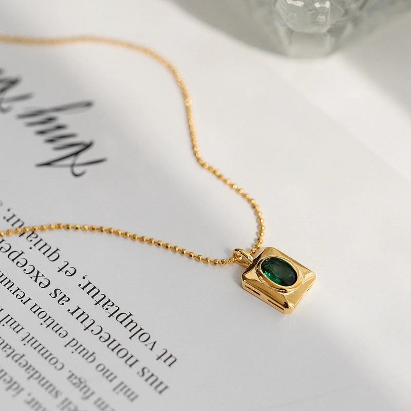 Square Green Crystal Pendant Stainless Steel Necklace Factory