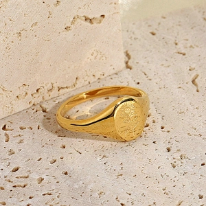 Fashion Simple 18K Gold Plated Metal Flower Engraving Ring