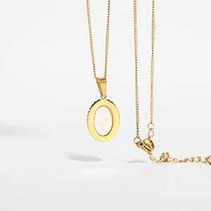 Stainless Steel Delicate Chain Necklace With Shell Flower Pendant