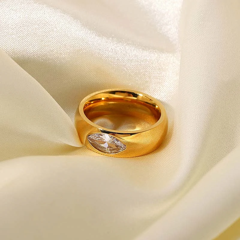 18K Gold Plated Steel Transparent Marquise Cut Zirconia Ring