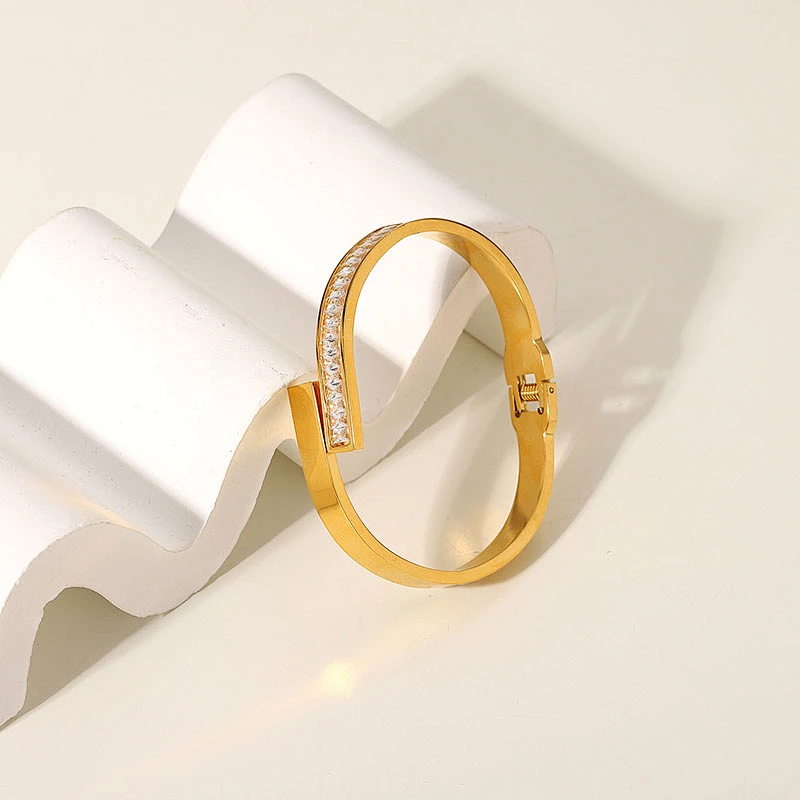 Basic 18K Gold Plated Rectangle Cubic Zircon Bangle Customize