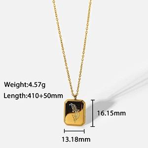 New 18k Gold Plated Engraved Necklace Flower Pendant Necklace