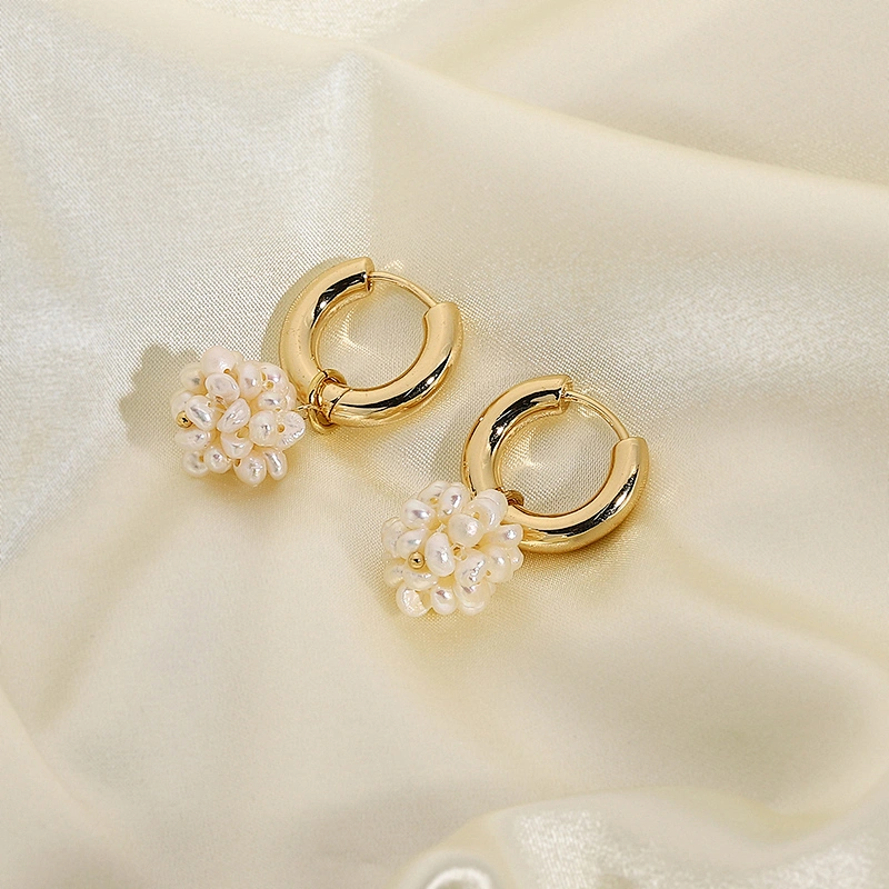 Small Pearls Strung Earring Fashion Small Hoop Earrings
