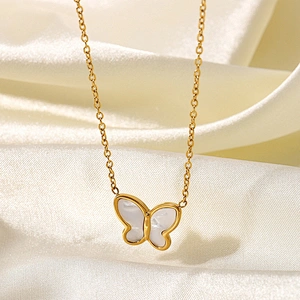 Fashion Butterfly Pendant Necklace Titanium Steel Jewelry