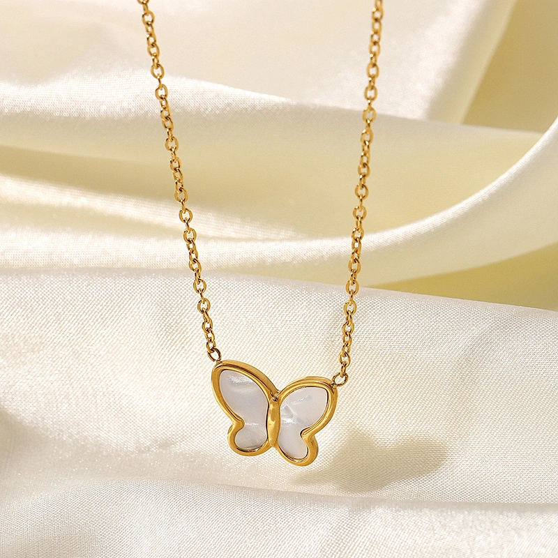 Fashion Butterfly Pendant Necklace Titanium Steel Jewelry
