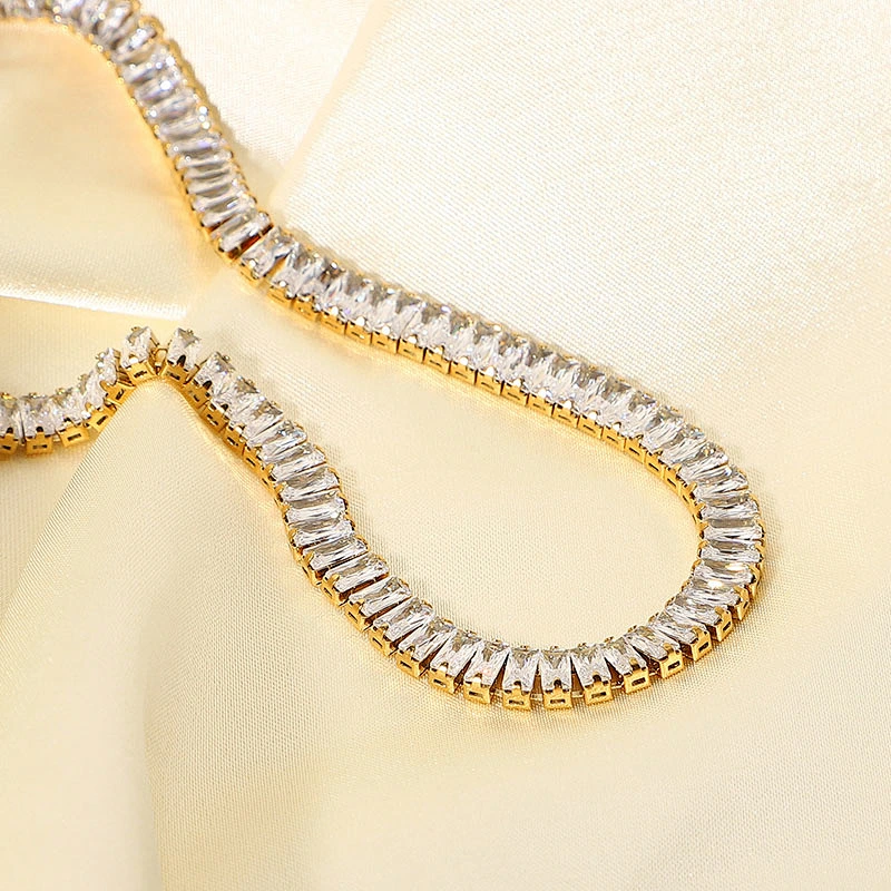 18K Gold Plated Women Steel Chain With Full Diamond Necklace