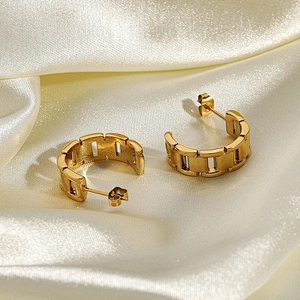 Fashion Hollow Stainless Steel Stud Earrings Curved Earrings