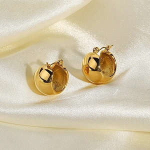 Titanium Steel Stereo Ball 18K Gold Plated Steel Earrings