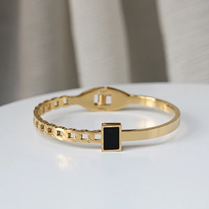 Rose Gold Plated Link Shape Bangle For Women