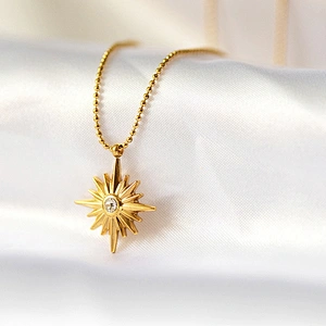Fashion Star Pendant Stainless Steel Clavicle Chain Wholesale