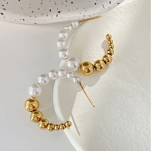 New Trend C-shaped Earrings Simple Freshwater Pearl Earrings