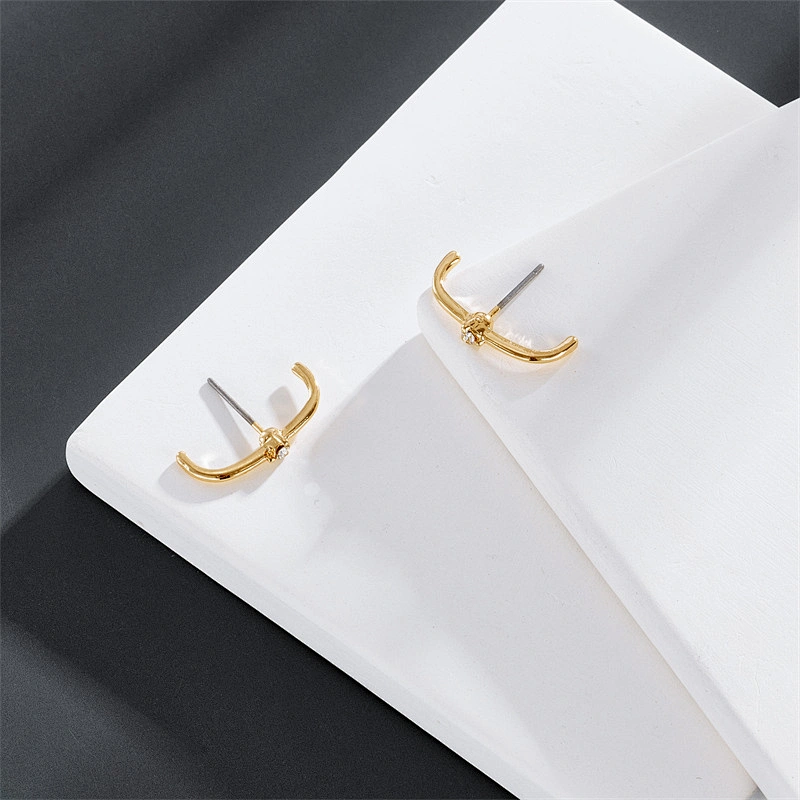 New Simple Stud Earrings Fashion Jewelry Zircon Earrings