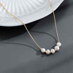 Vintage Baroque Pearl Pendant Minimalist Design Necklace