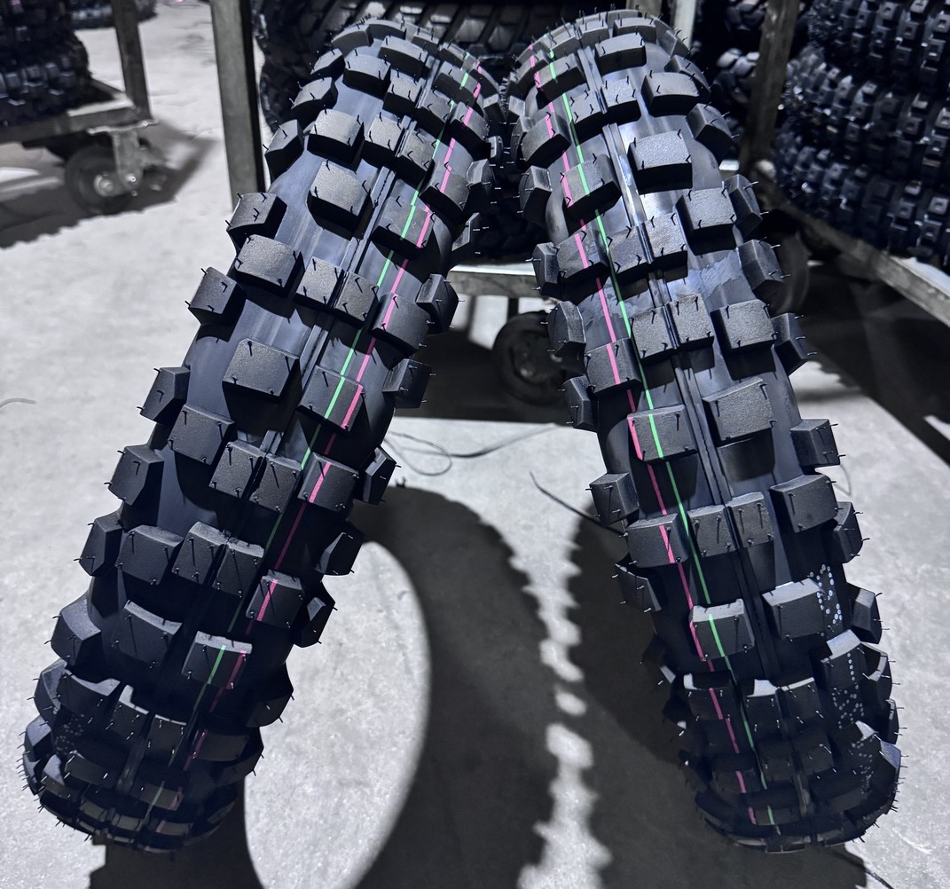 Front and rear motorcycle tires with different specifications