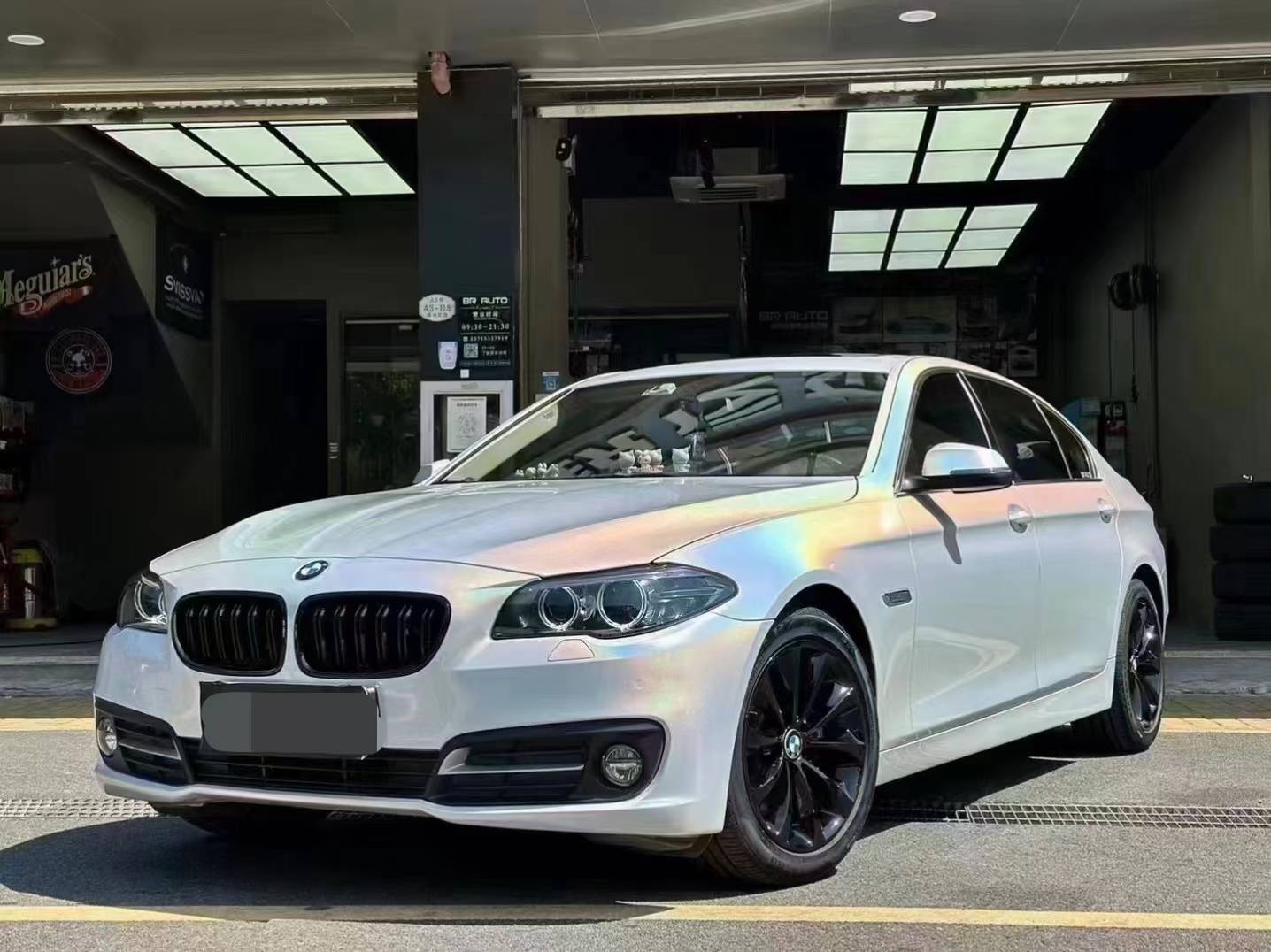 White Car Wrap