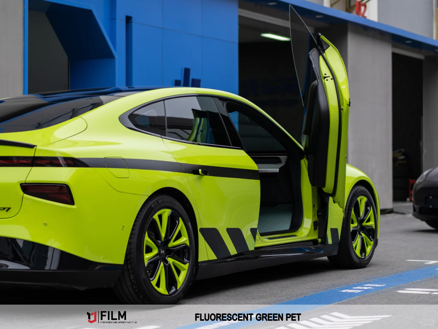 Green Vinyl Wrap Car
