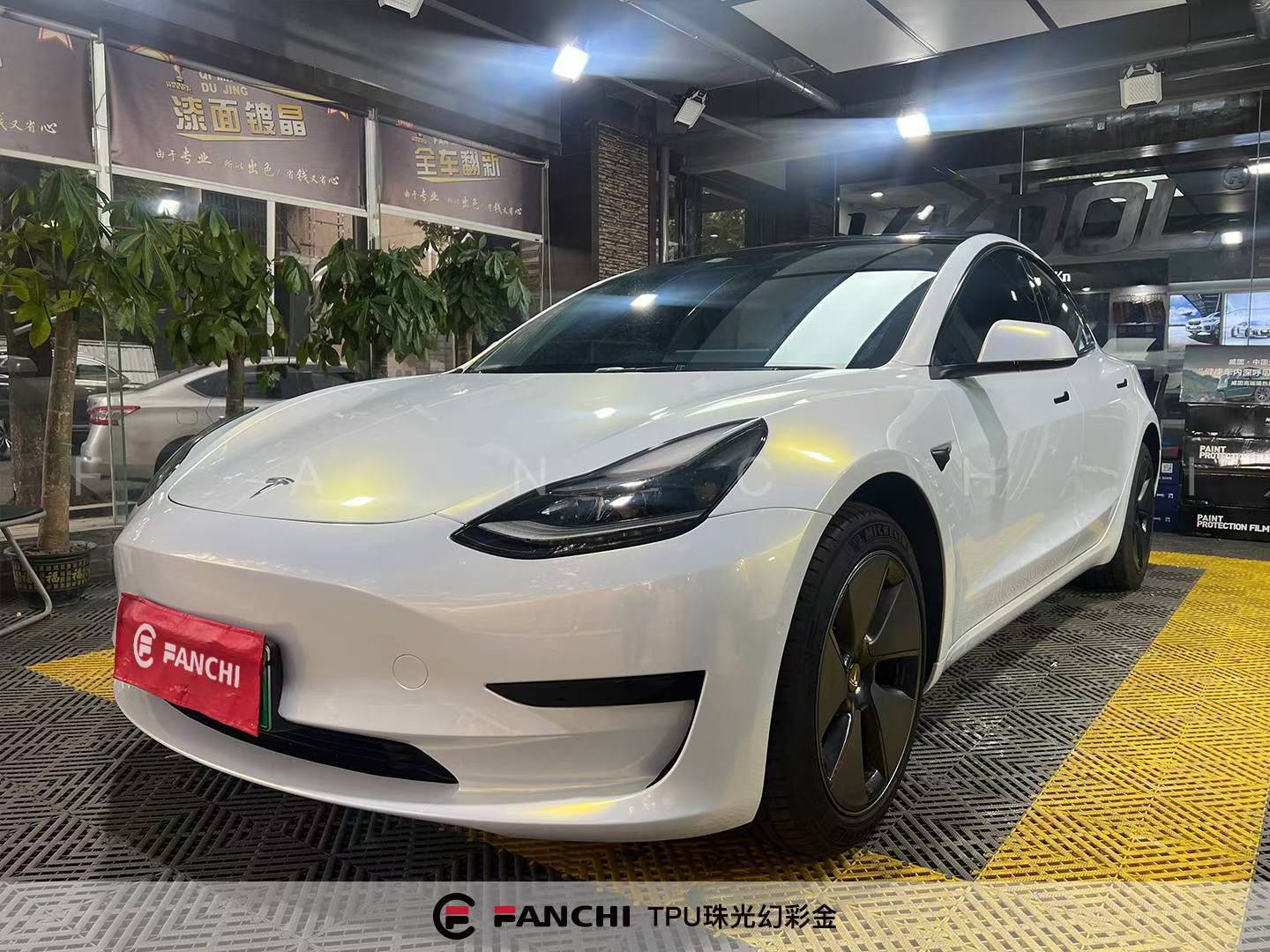 pearlescent car wrap