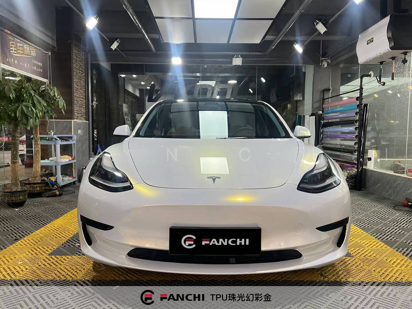pearlescent car wrap