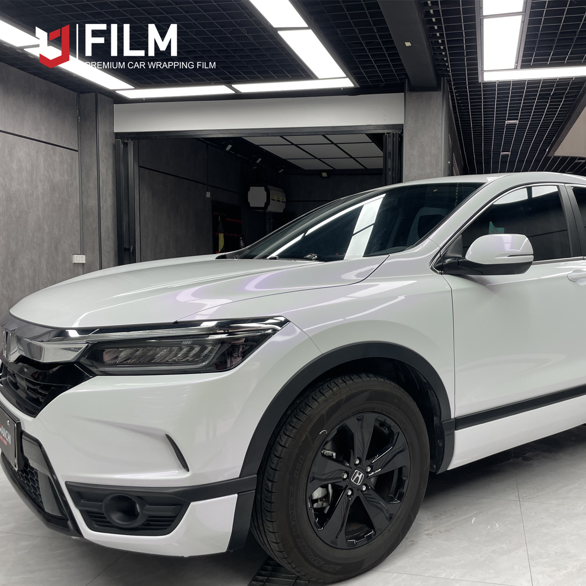 Pearl White Vinyl Wrap