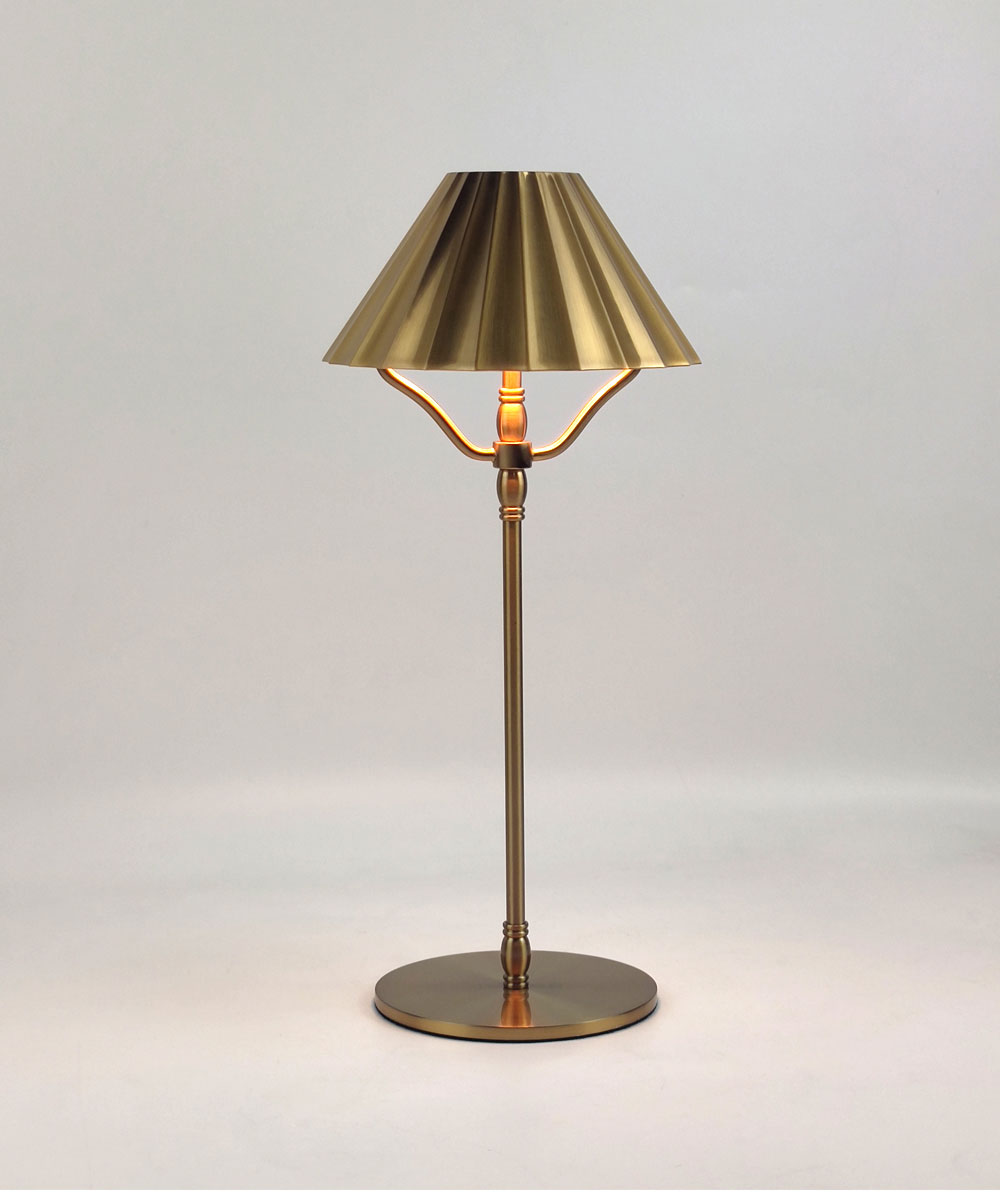 Cordless led lamp