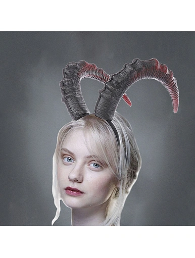 devil horn