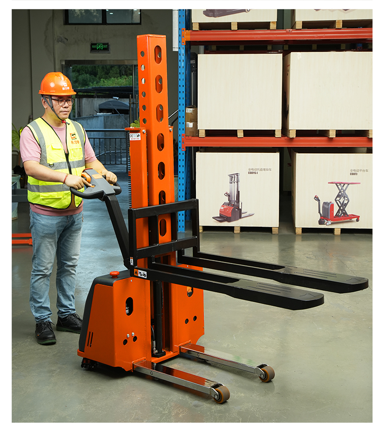 SINOLIFT CDDYG-Z fully electric self-loading pallet stacker for compatible trucks, with up to 1,000 kg capacity and a 24 V / 40 Ah lithium battery.