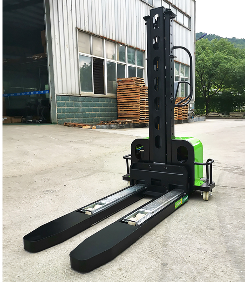 Self Loading Lifter