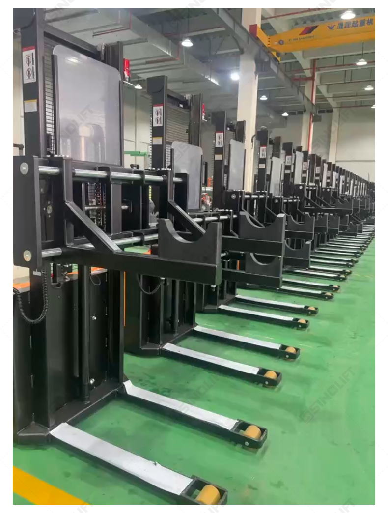Electric Stackers